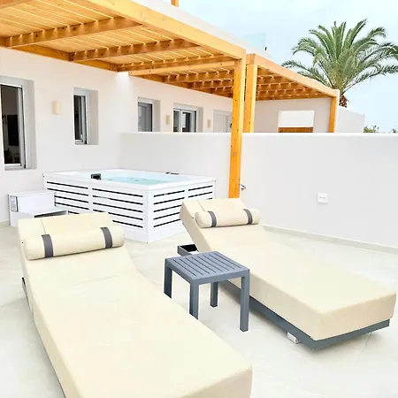 Hotel Noheme Luxury Vourvoúlos